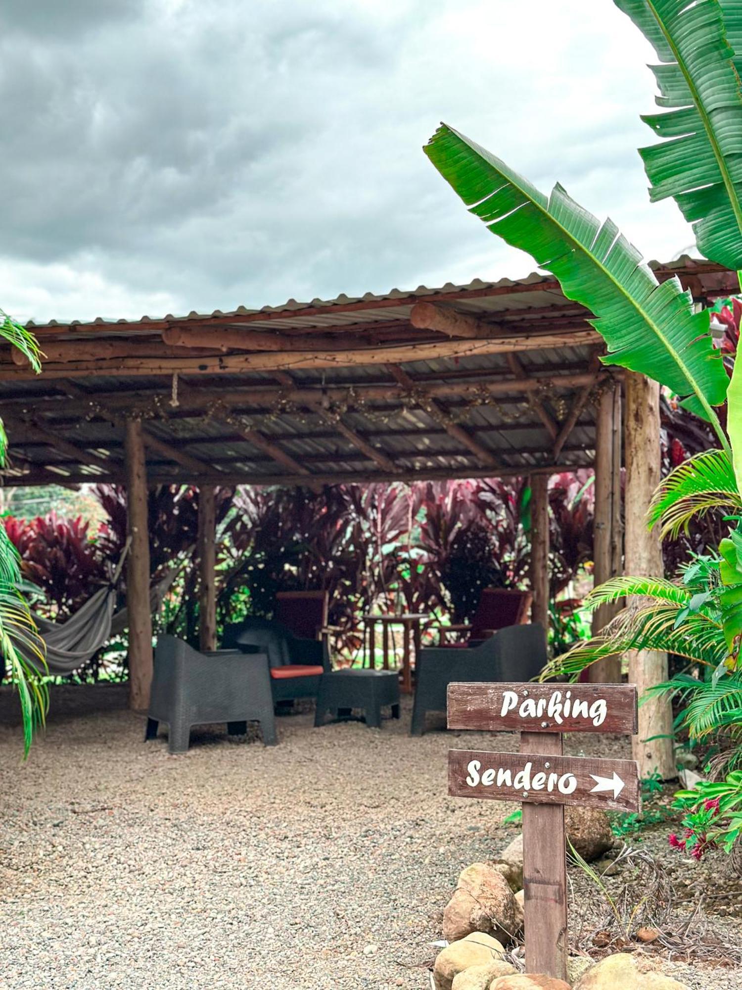 Cabanas Rio Escondido En Ла Фортуна Экстерьер фото