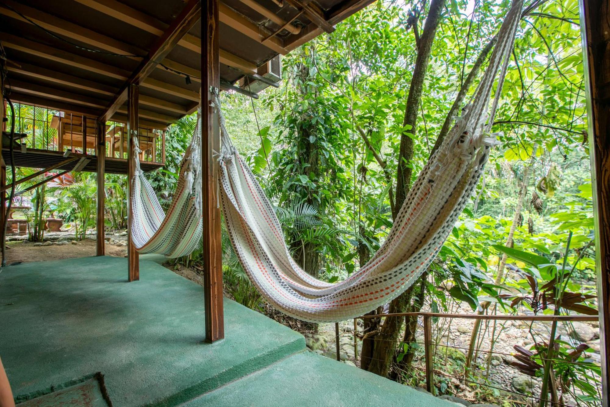 Cabanas Rio Escondido En Ла Фортуна Экстерьер фото