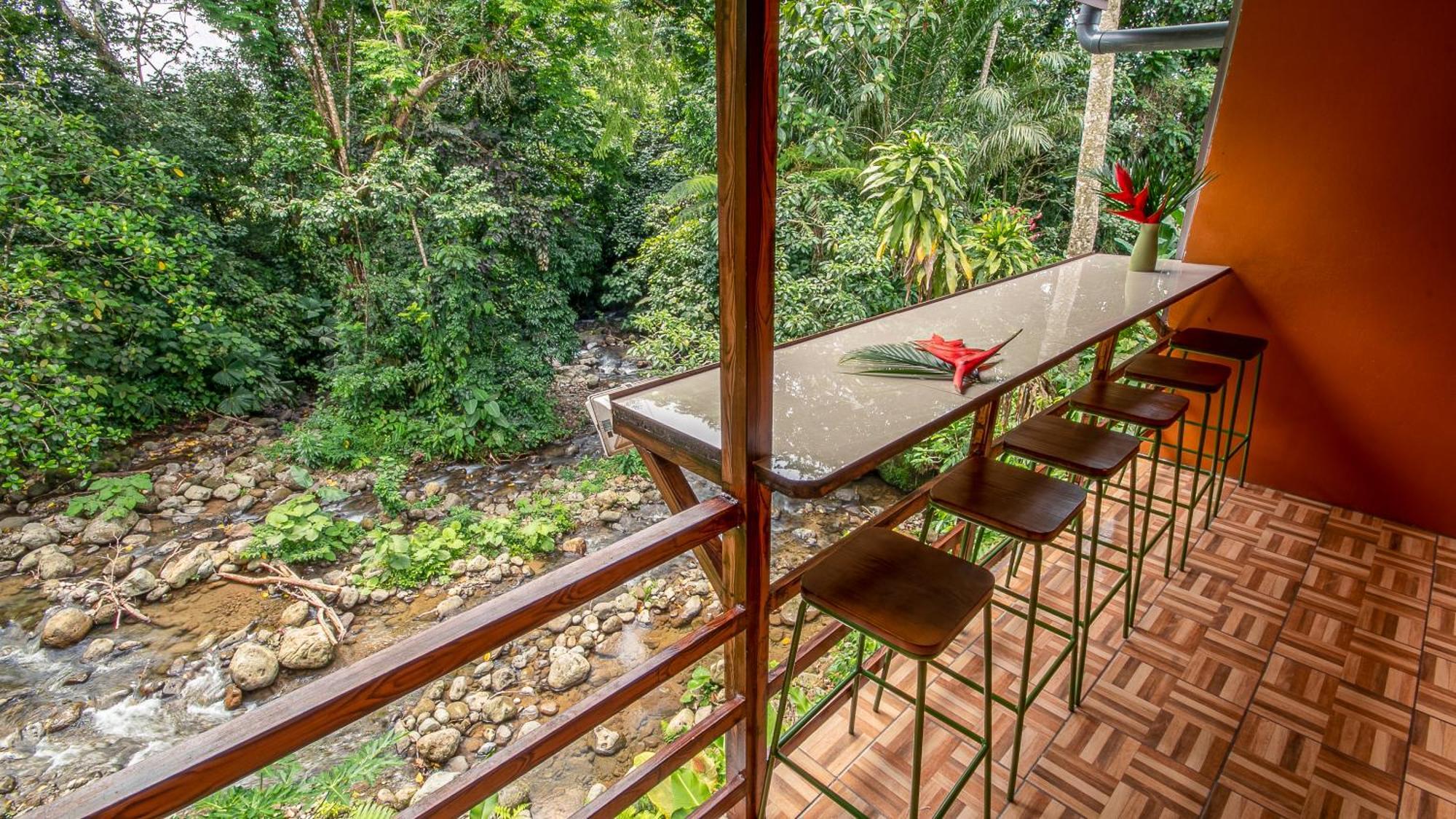 Cabanas Rio Escondido En Ла Фортуна Экстерьер фото