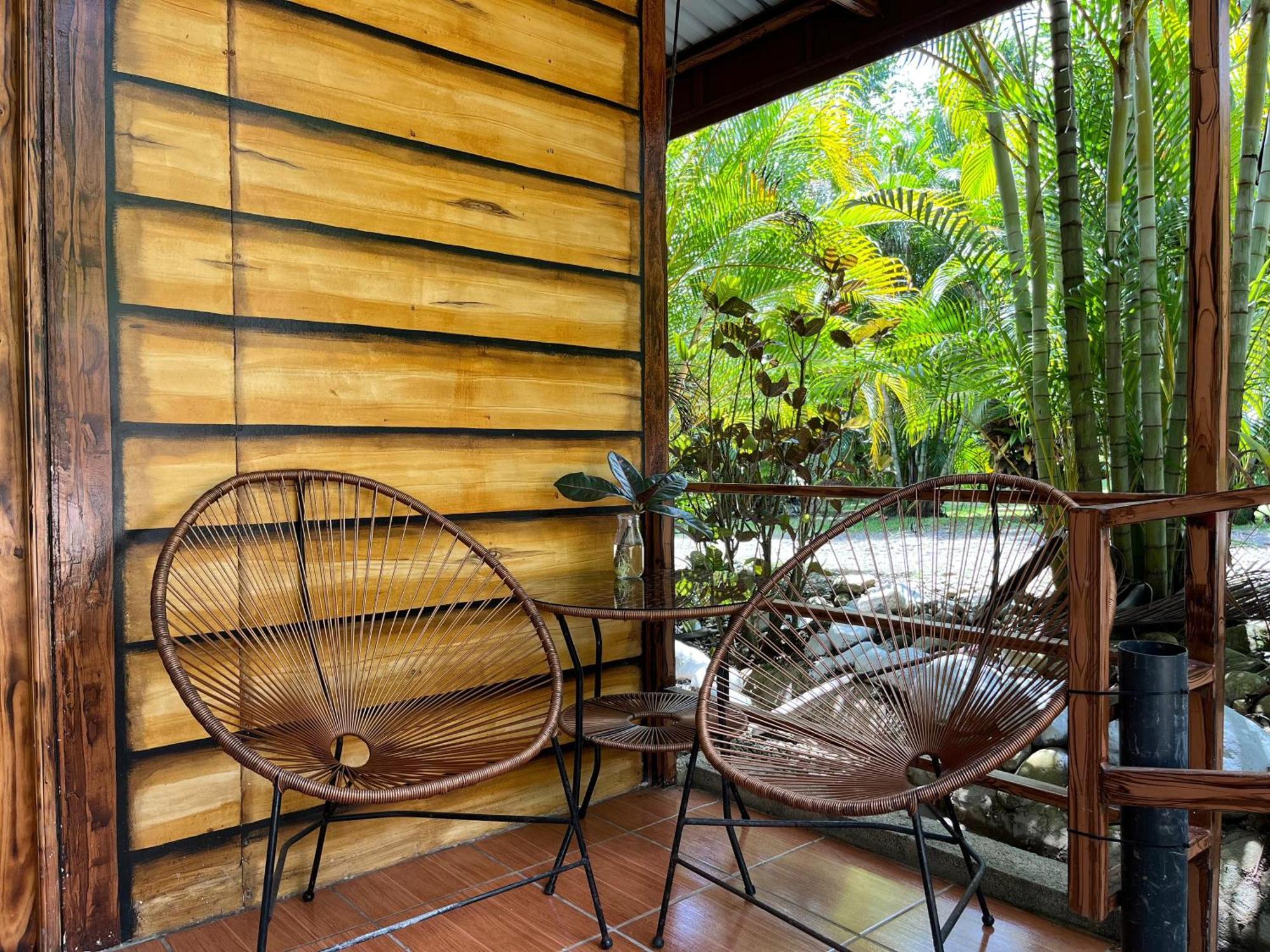 Cabanas Rio Escondido En Ла Фортуна Экстерьер фото